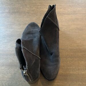 Dolce Vita Ankle Booties Size8.5